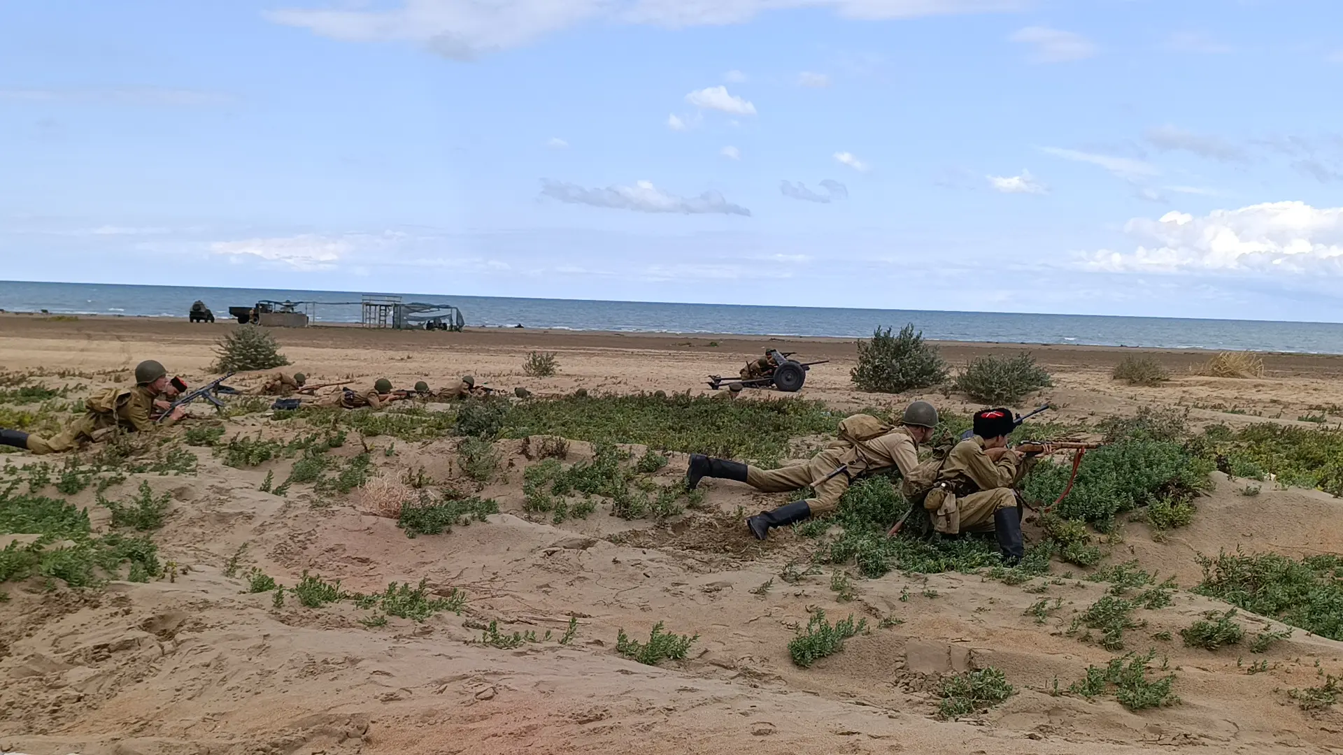 9 сентября в парке "Патриот" в Дербенте показали военно-историческую реконструкцию «Бит...