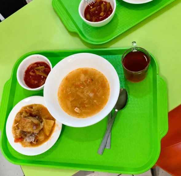 🍜 На Чукотке студентов техникумов и колледжей обеспечивают бесплатным питанием