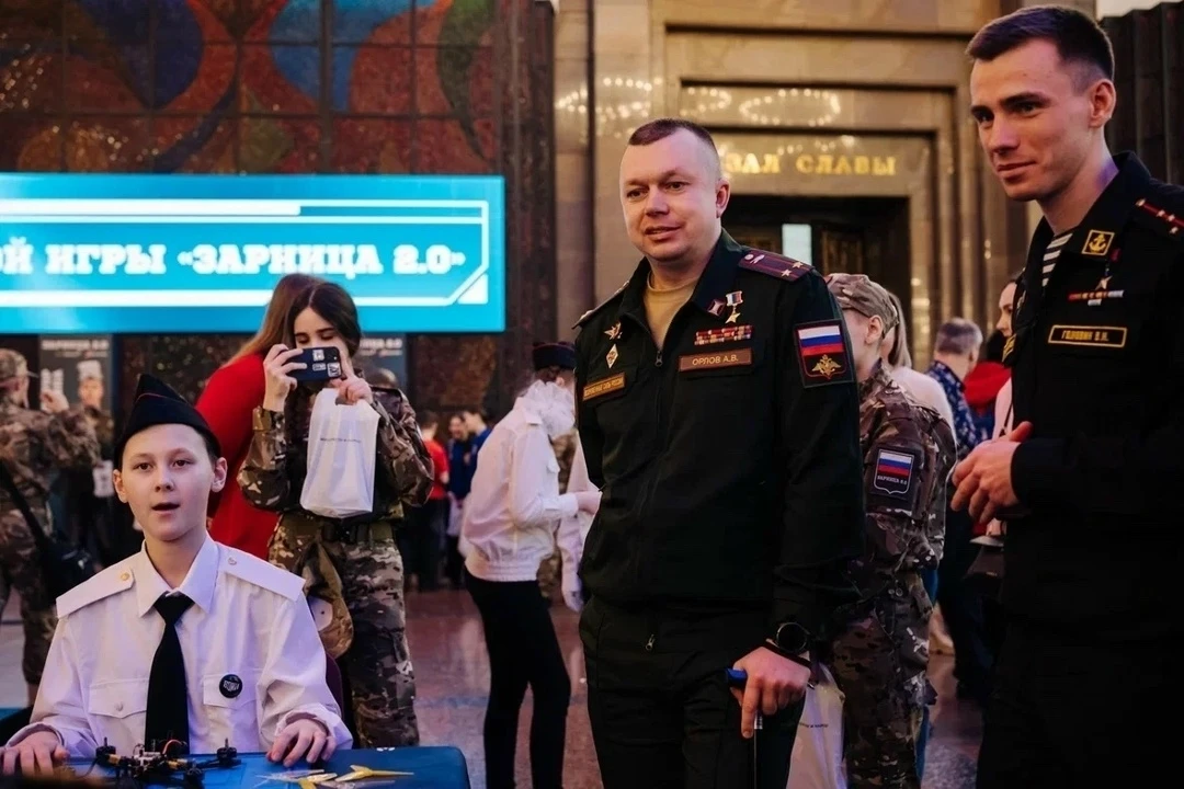 🇷🇺 В Москве стартовал третий сезон военно-патриотической игры «Зарница 2.0»  23 февраля, в День защи