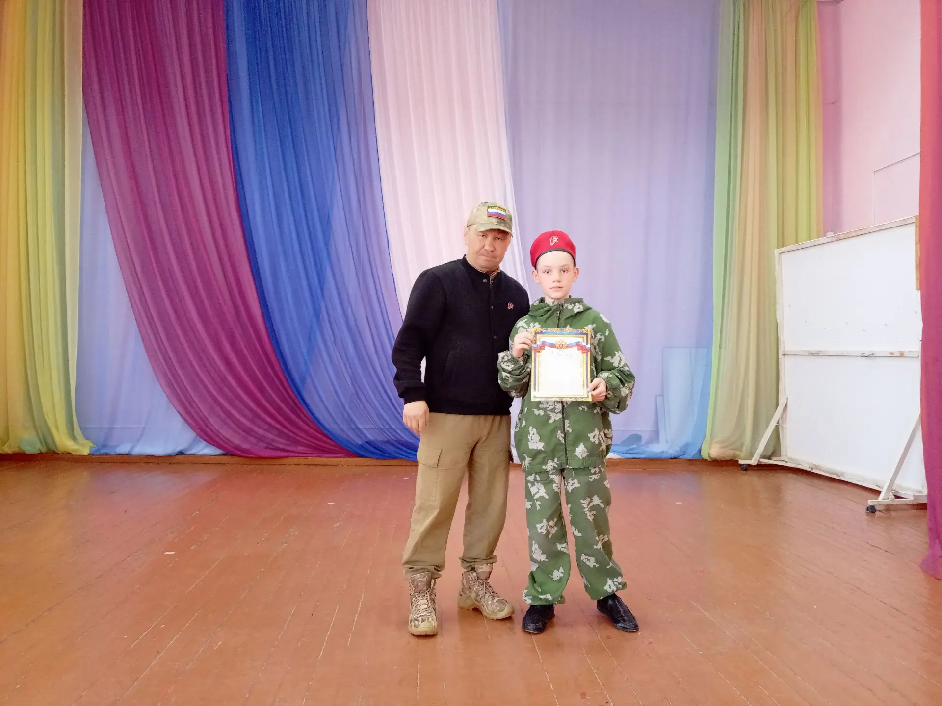 «Когда шаги звучат…»: патриоты 5–7 классов Адамовского района показали мастерство строя