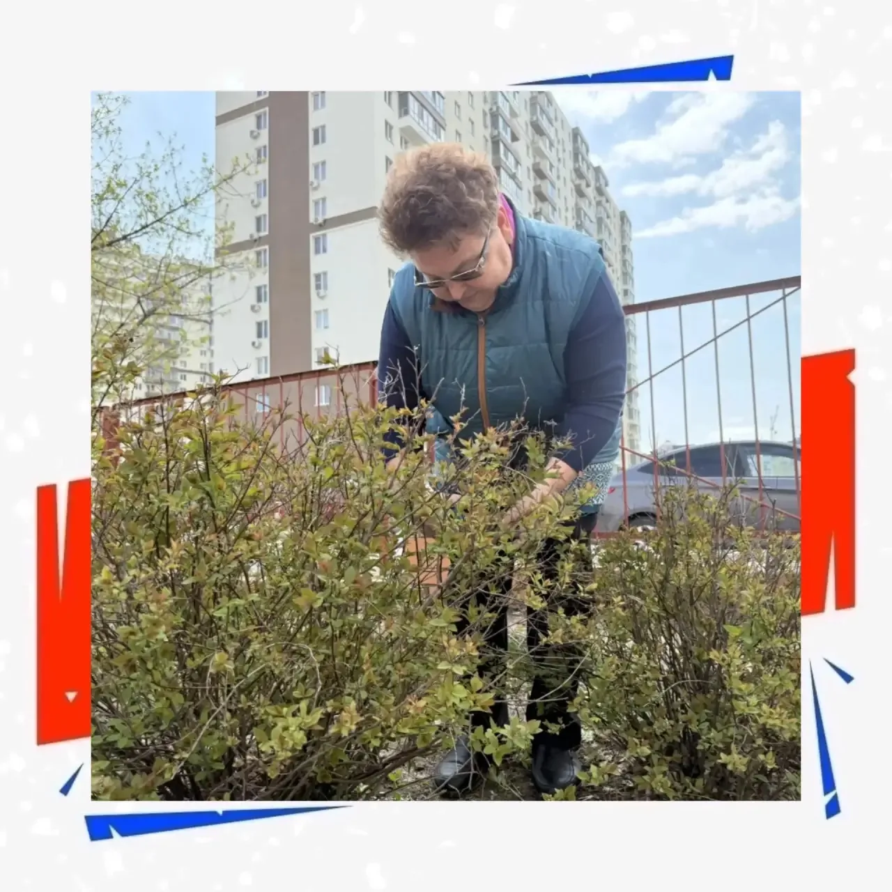 Родному Лицею – забота  лицеистов 💚  Вот так дружно и все вместе наводим чистоту и порядок в родном 