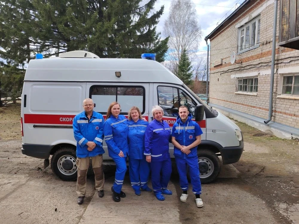 🚑Дорогие фельдшеры, диспетчеры, водители и все, кто посвятил себя работе в службе скор...
