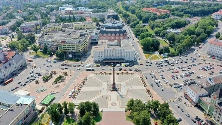 Калининград активно готовится к празднованию 9 Мая🎗️   На праздничное оформление города будет выделе