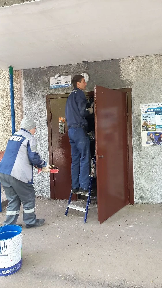 В летний период очень многое хочется успеть сделать. Сотрудники УК ХОЛМГАРАНТ и подрядн...