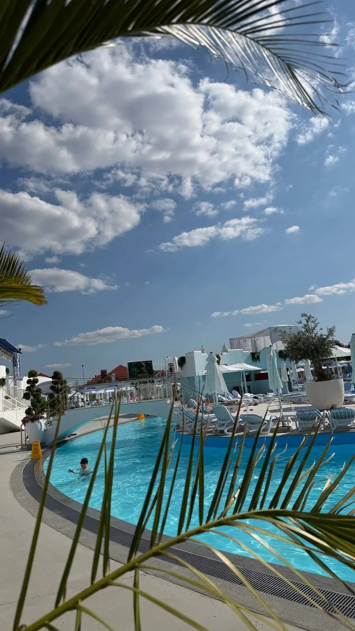 Ну мы решили, не ждать его весь, а поехать отдыхать 🌴