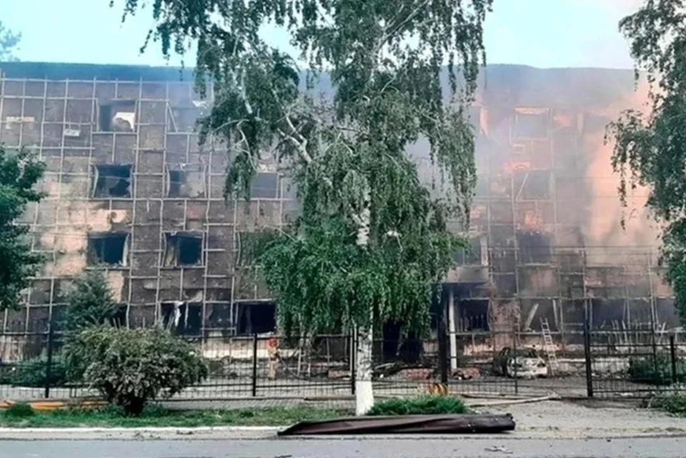 🔥 В Старобельске 11 студентов погибли в результате атаки на колледж  Жертвами трагедии стали восемь 