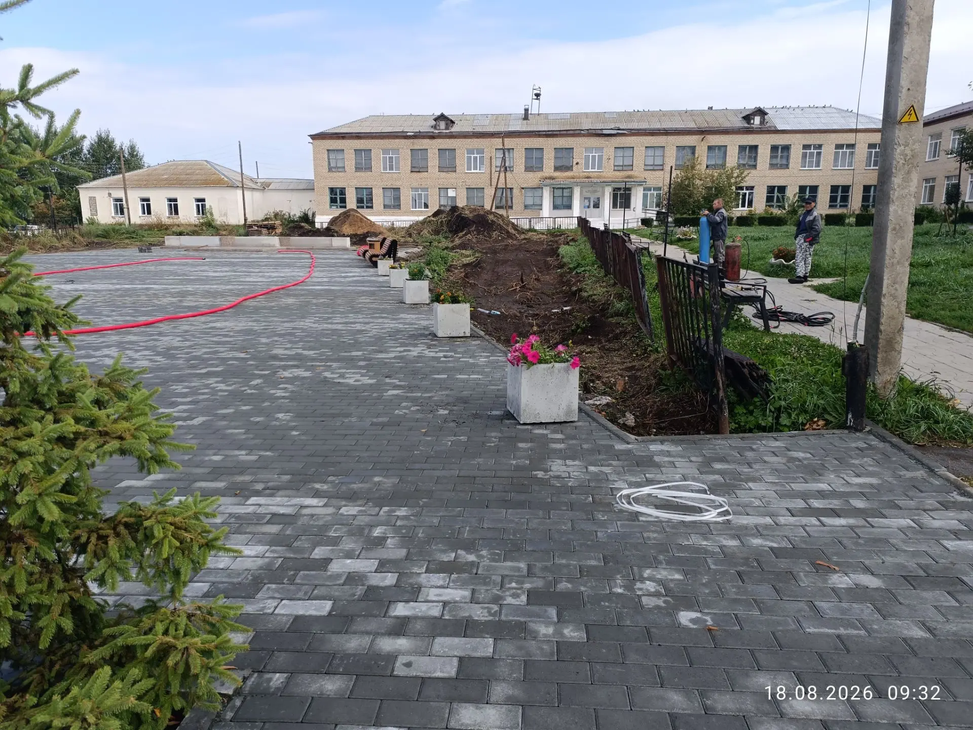 🎉 Мемориал Славы в Уйском: место памяти, созданное вместе! 🎉 В Уйском полным ходом ид...