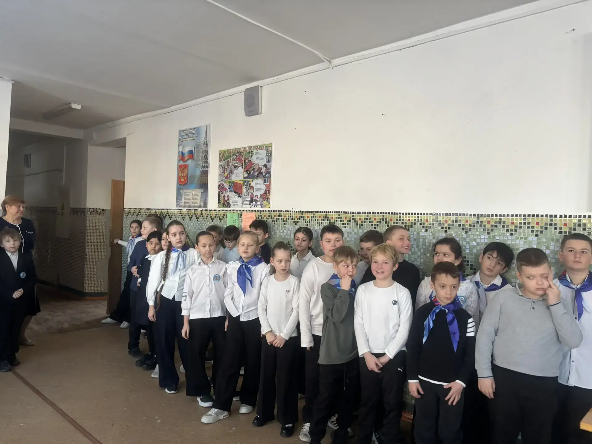 📖✨ Добро пожаловать в мир оживших страниц!  С 23 марта в нашей начальной школе воцарилась настоящая 
