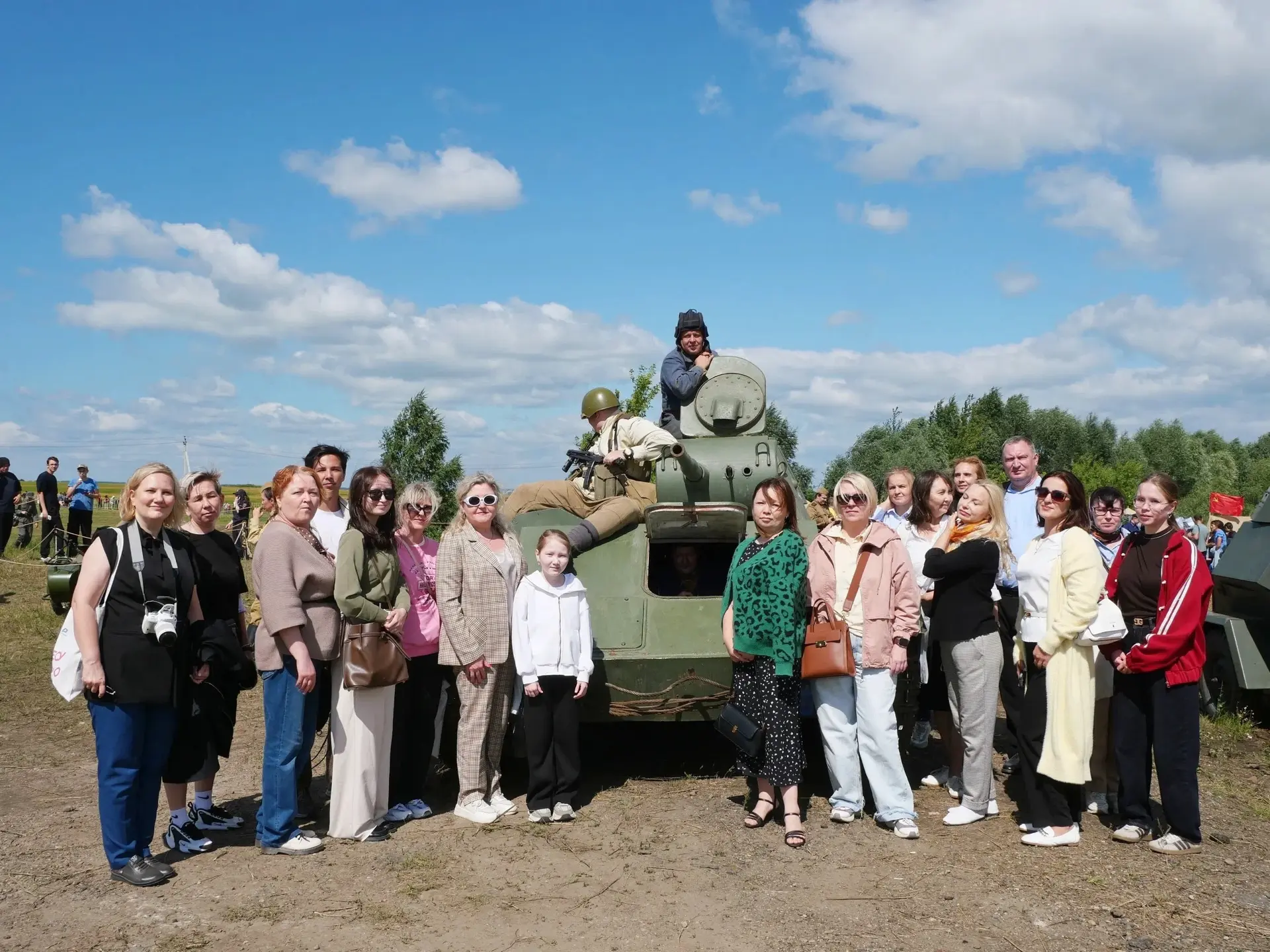 18 июля ,  учитель истории МБОУ « СОШ»54 г. Чебоксары Степанова Т.И в составе делегации учителей гор
