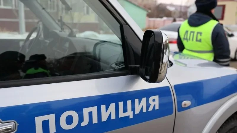 ⚡️ В Салехарде автомобилист получил травмы при опрокидывании машины.