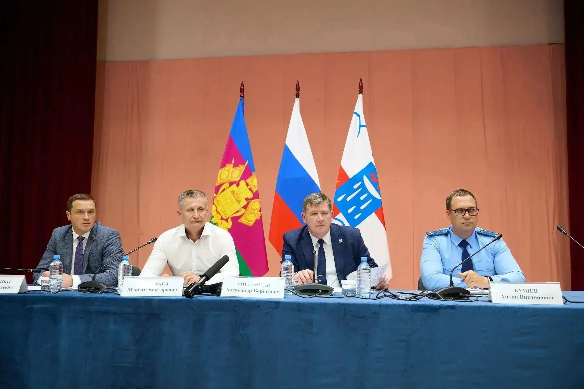 📍Принял участие во встрече с жителями села Сергей-Поле. Вместе с представителями админ...