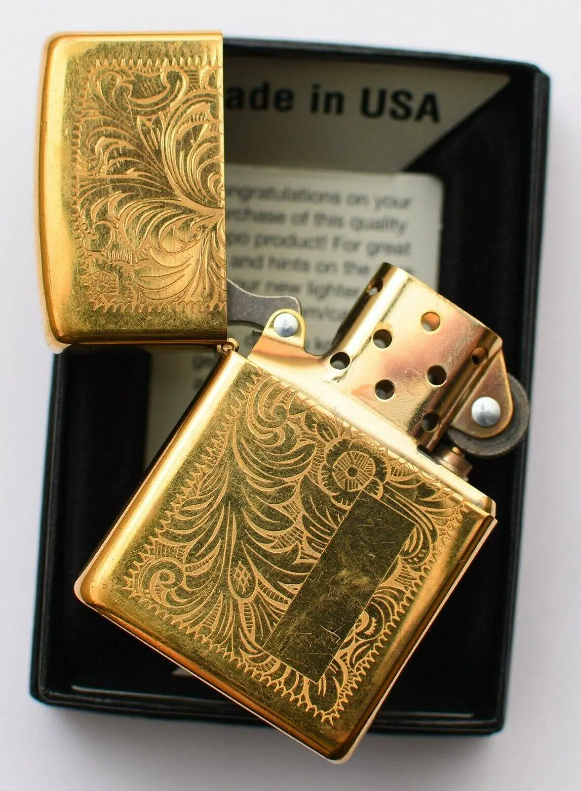 Zippo 352B Venetian, High Polish Brass.