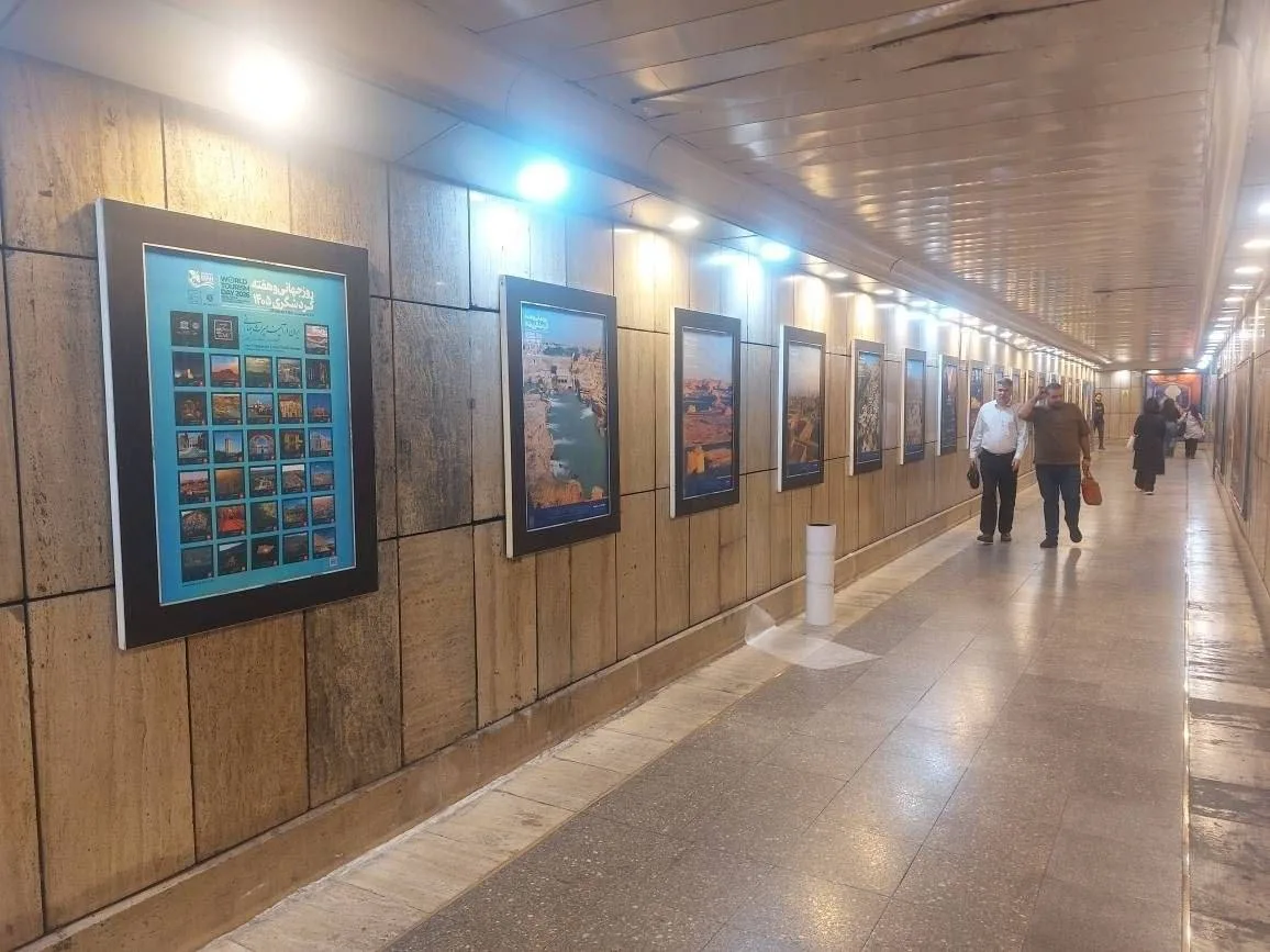 📸 Тегеранское метро превратилось в галерею под открытым небом (точнее, под землей!)