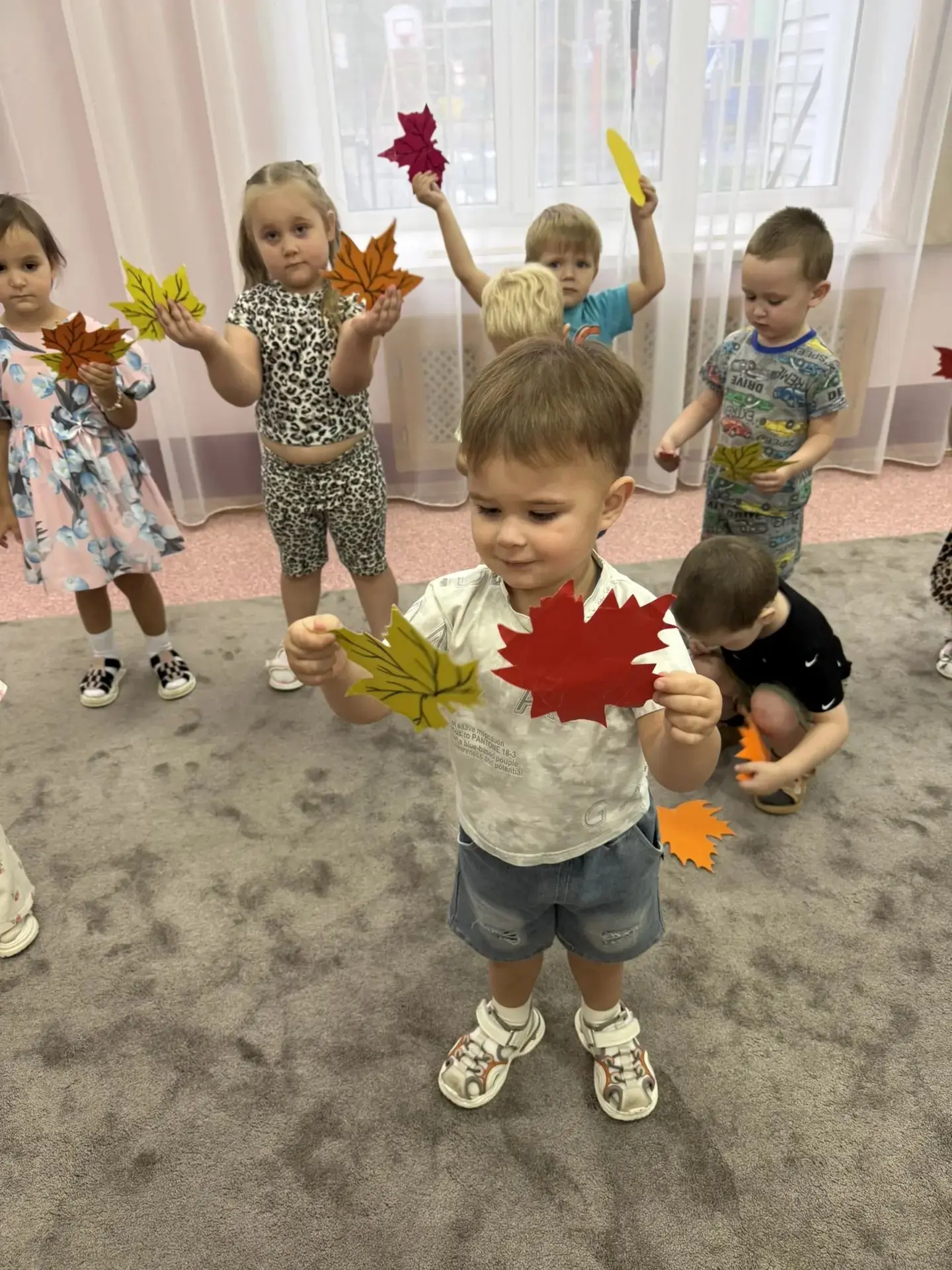 Золотая пора в саду: наши малыши вовсю готовятся к осеннему утреннику!🍂🍁