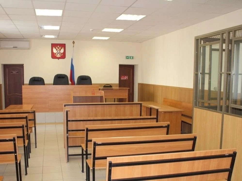 Прокуратура Волгодонска взыскала более 1,5 миллиона рублей, украденные у многодетной ма...