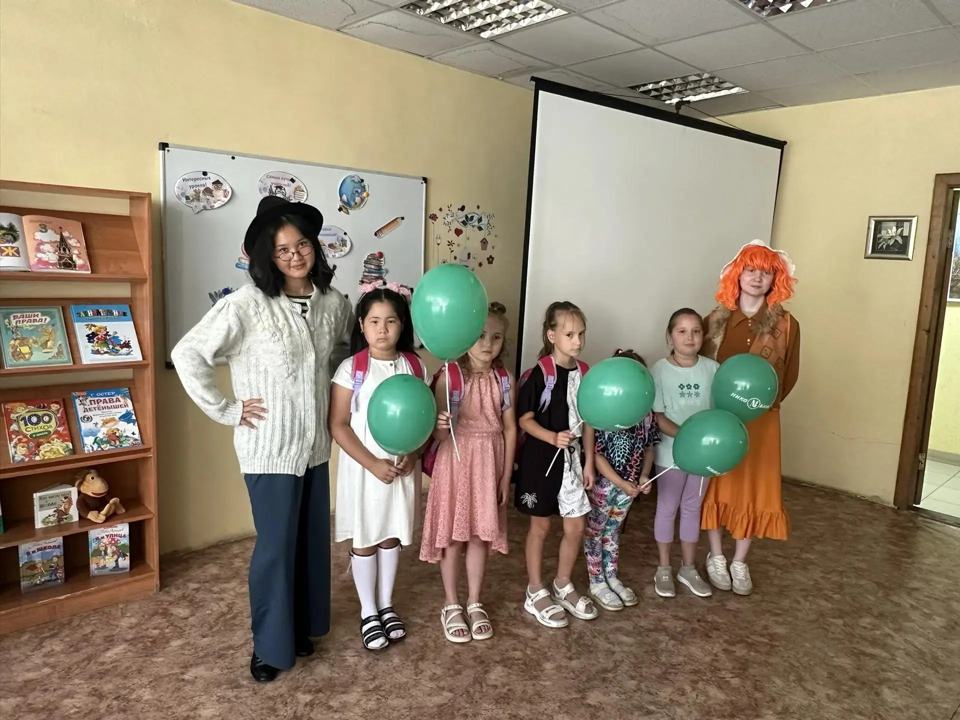 Продолжается акция «Соберем ребенка в школу»!