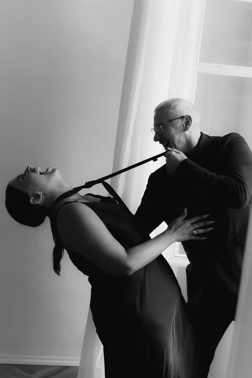 Кажется, у нас сегодня намечается очень красивый вечер… 🖤