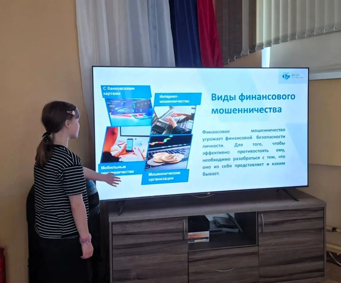 ✅Педагоги Центра "Маяк" регулярно проводят с ребятами занятия по развитию финансовой гр...