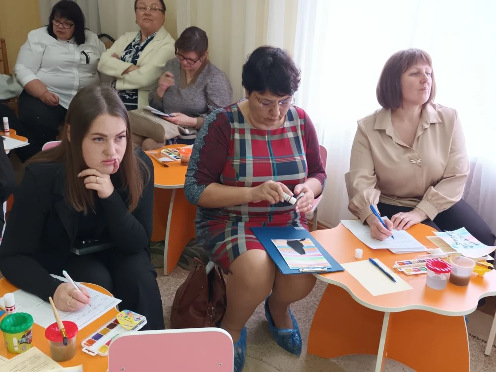 Согласно плану работы МКУ «ЦРО», мероприятий по проведению Года дошкольного образования...