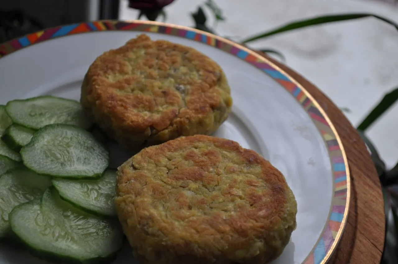 КРУПЯНЫЕ КОТЛЕТЫ