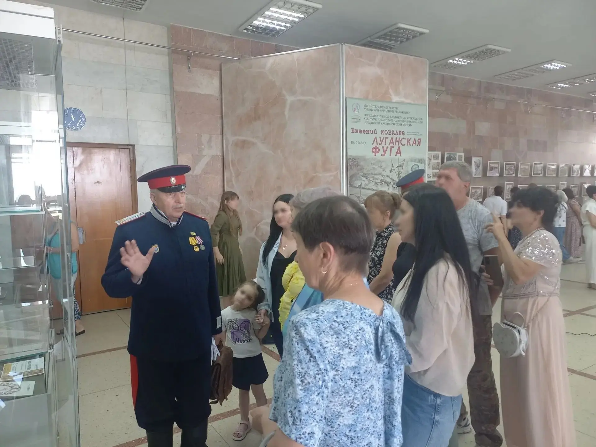 Сотрудники УФСИН России по ЛНР посетили открытие выставки «Луганская фуга»

В рамках мероприятий, на