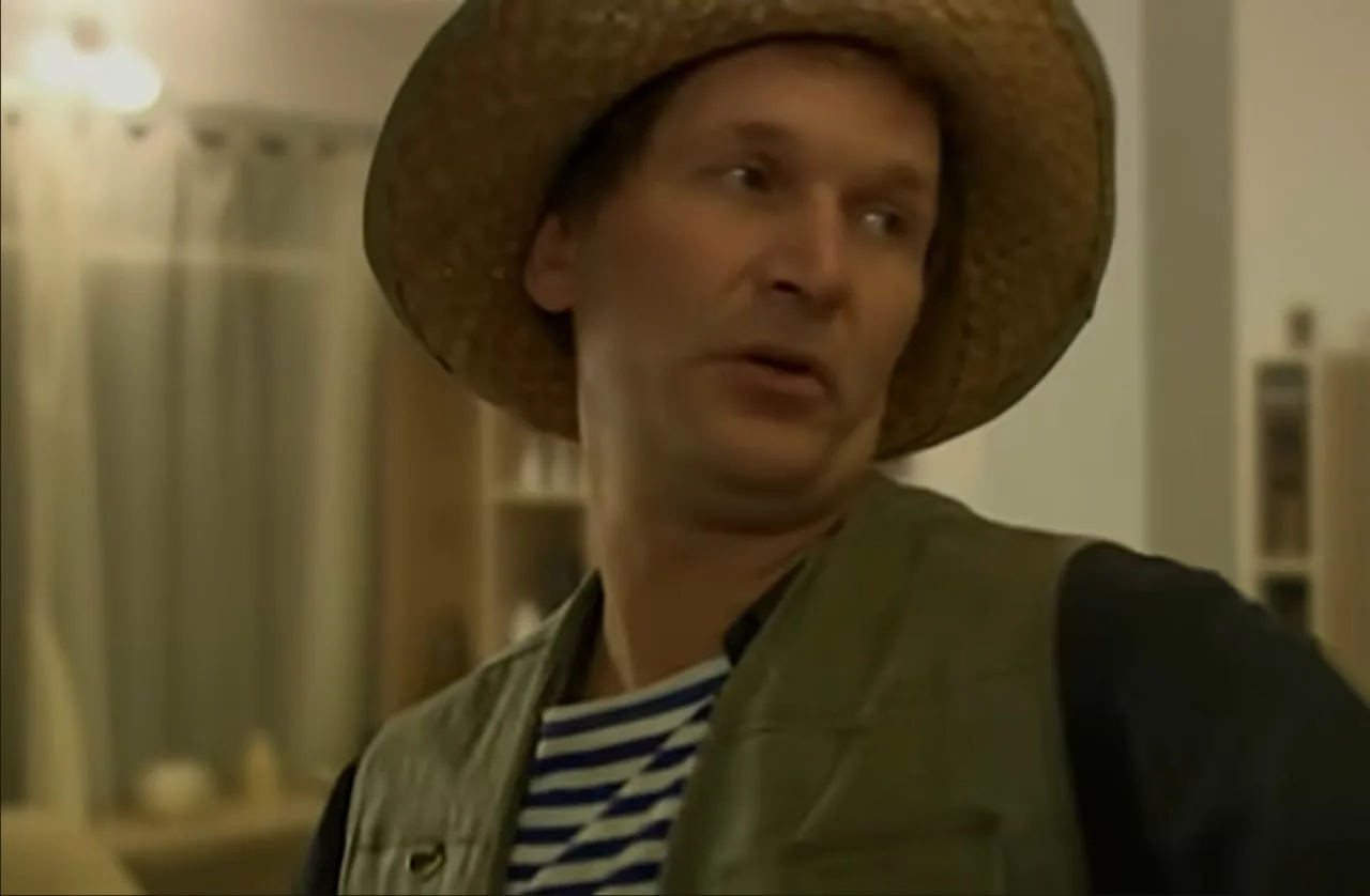Помните момент?

— Иди спать!
— Сама иди!
— Куда?!
— Куда-то туда... Куда? Туда куда-то...

Сериал С