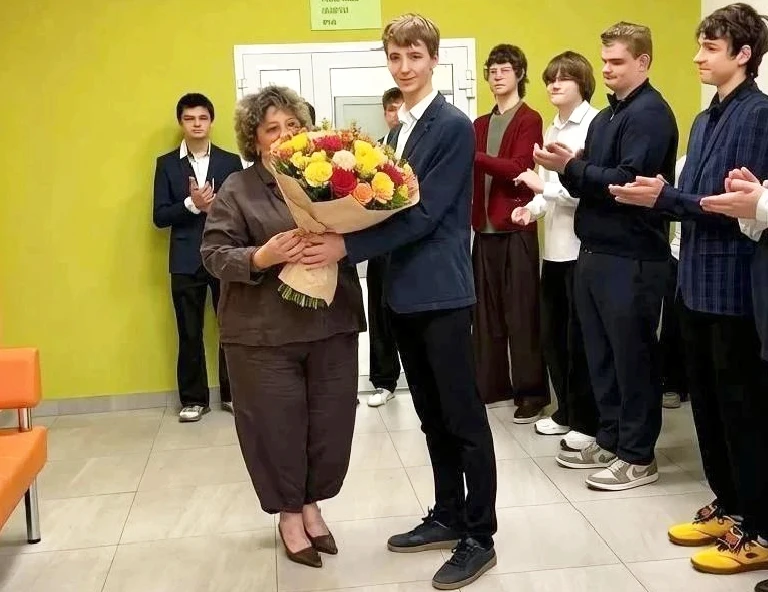 💐 Спасибо вам, учителя, за доброту и за науку, за каждый день, что дарите вы детям, за...