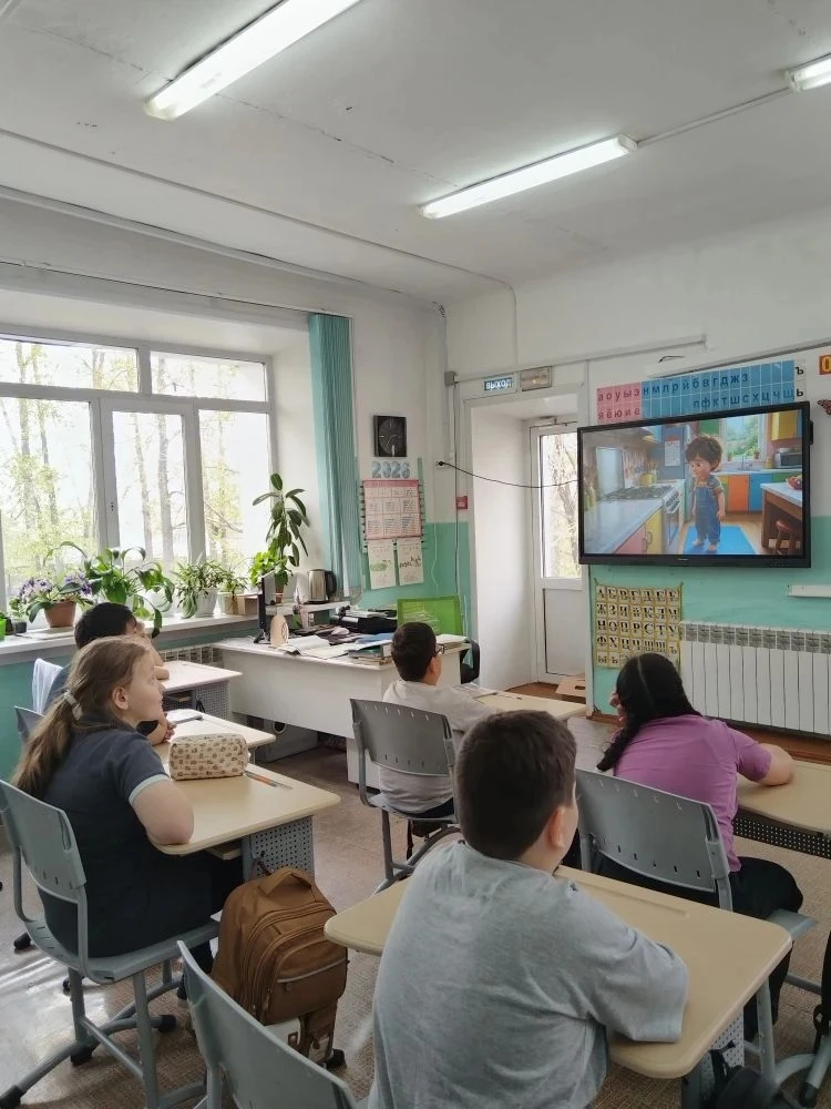 В ГОКУ СКШ №6 состоялись тематические занятия по профилактике утечек газа и правилам бе...