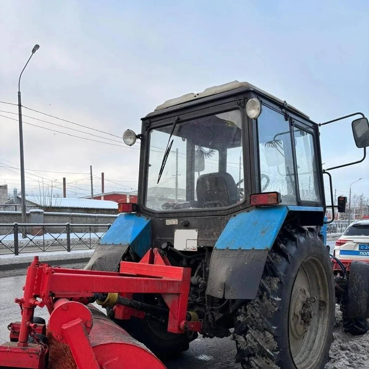 70 человек купили удостоверения трактористов через автошколу в Зауралье