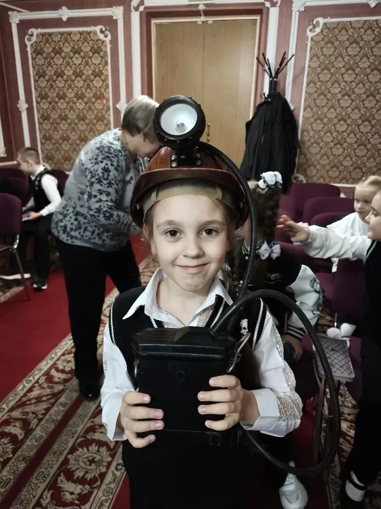 ⛑️ Первое путешествие в мир шахтёрской славы Как замечательно завершилась первая учебная неделя 4 че