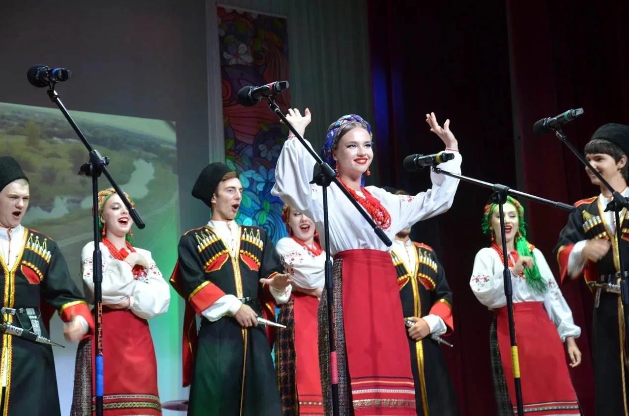 22 августа в Боковском районе состоялся Областной фестиваль народной казачьей песни «Пе...