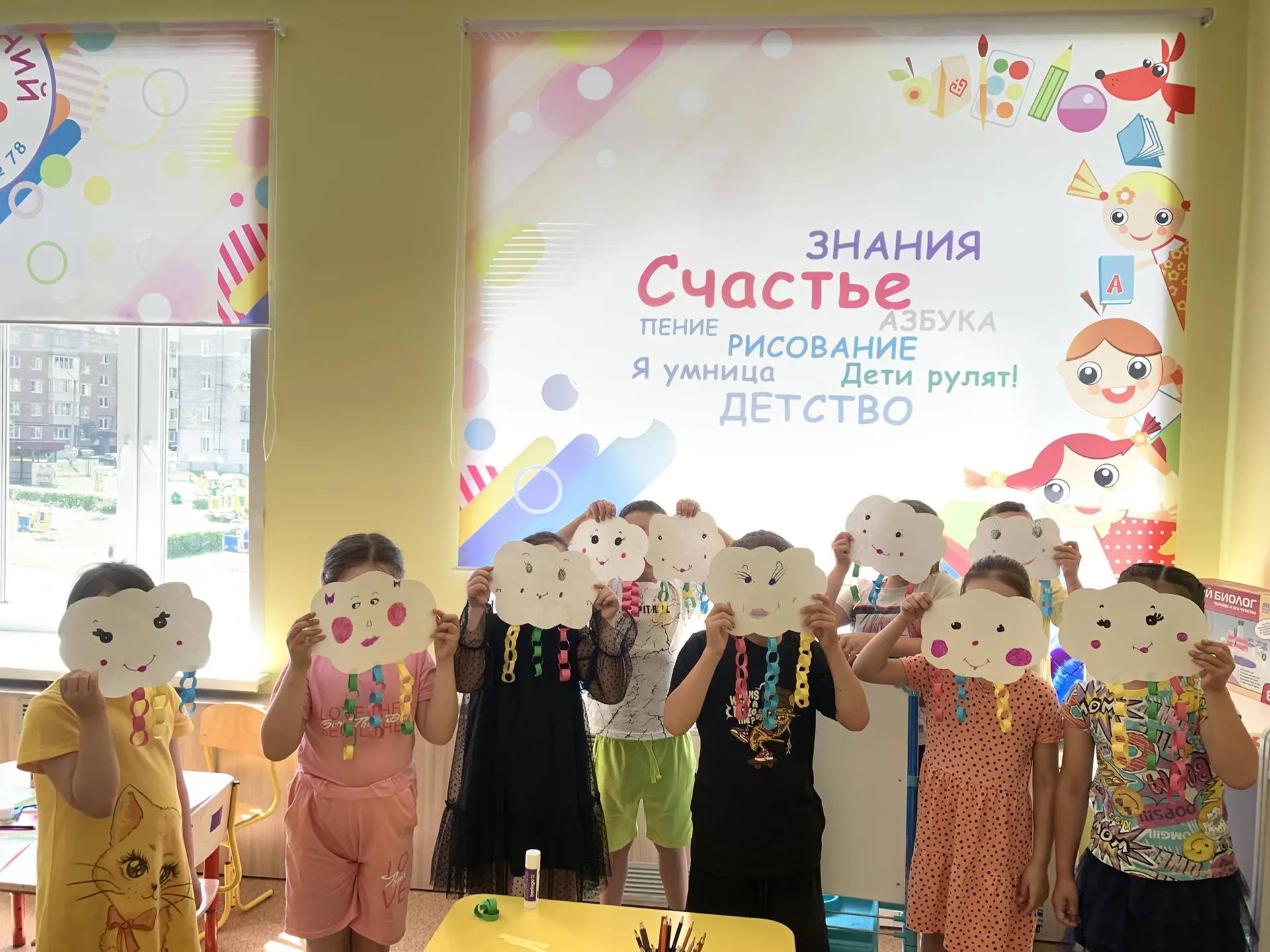 Сегодня ребята из отряда «Летний калейдоскоп» на занятии в студии «Акварелька» узнали не только о ле