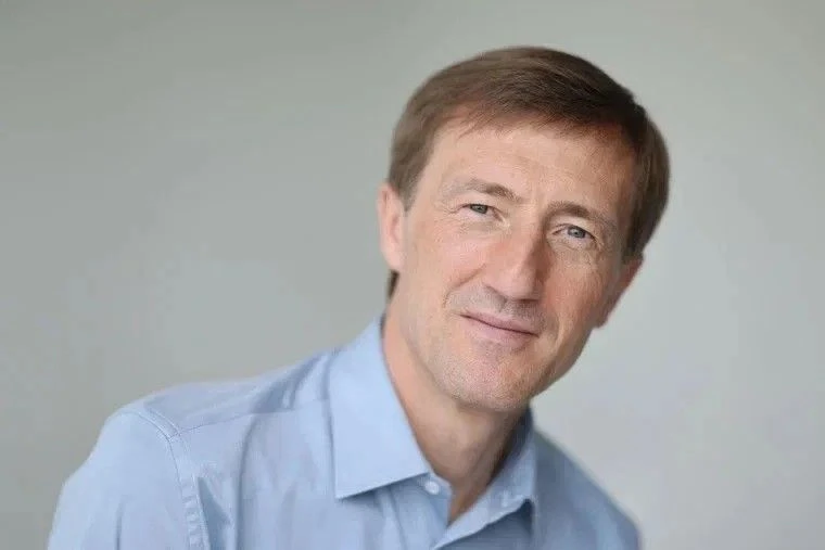 Александр Живайкин обратился к педагогам с просьбой заранее подготовить предложения к традиционным а