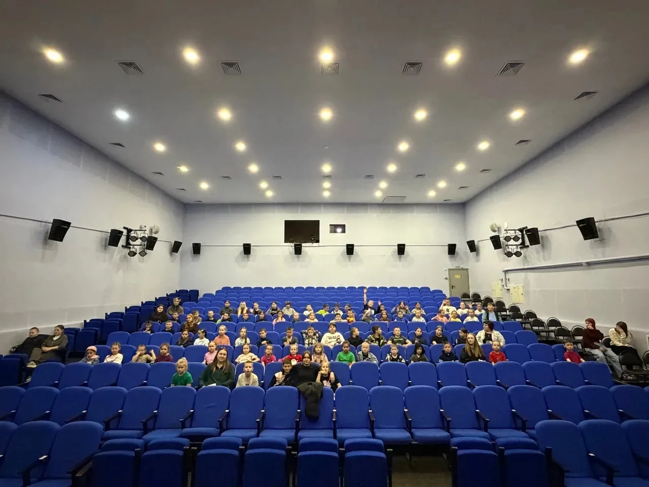 3 день - День здоровья: энергия, позитив и полезные знания! 💪🍎

Третий день в нашем лагере прошел 