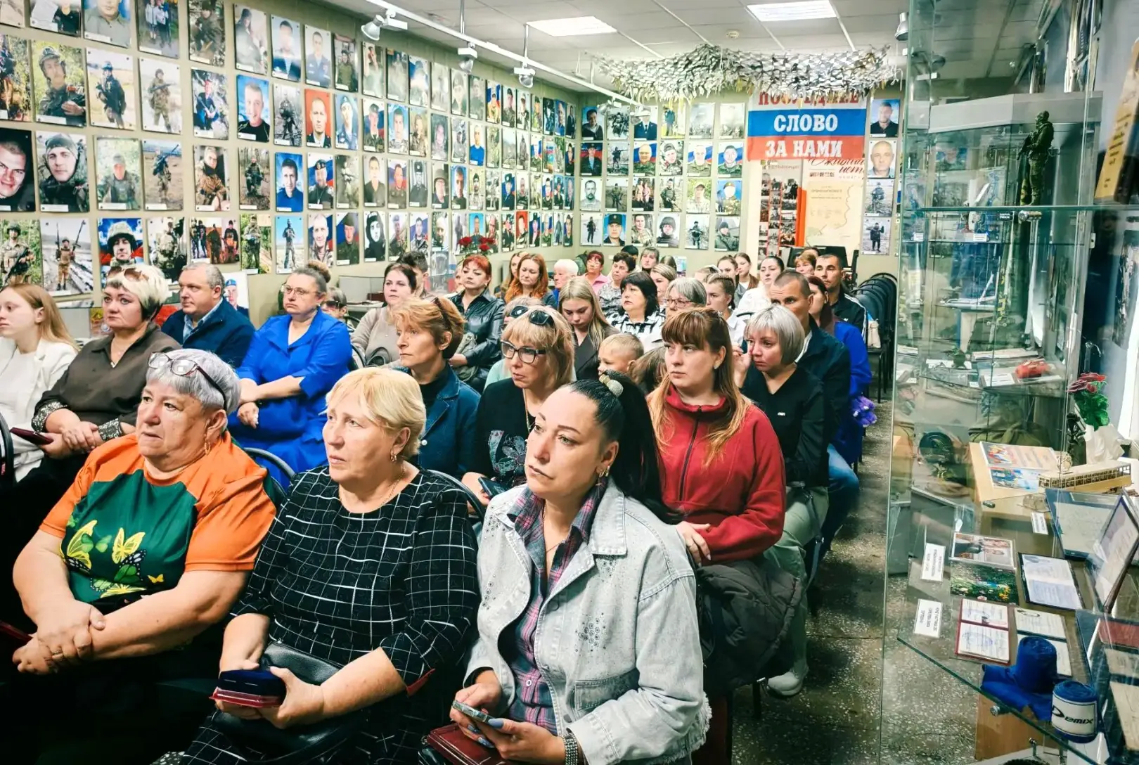 В стенах краеведческого музея, месте, где хранится история нашего города, мы вписали в ...