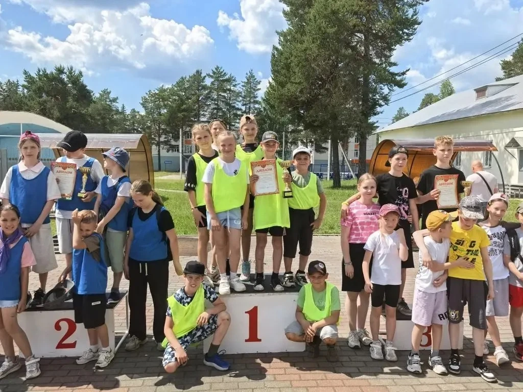 🏆Сегодня во Дворце спорта посёлка Мелехово прошёл спортивный праздник среди лагерей с ...