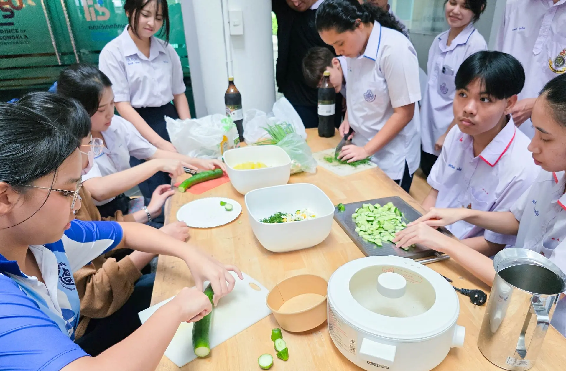 🇷🇺🇹🇭Русские блины и окрошка в Таиланде: культурный мост через кухню. На базе факультета международны