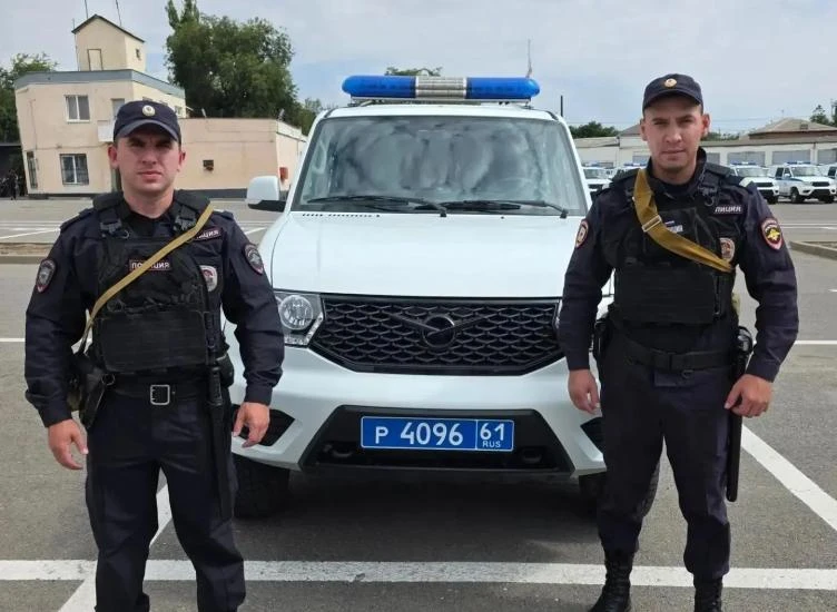 В Ростове полицейские спасли женщин при пожаре в многоэтажке