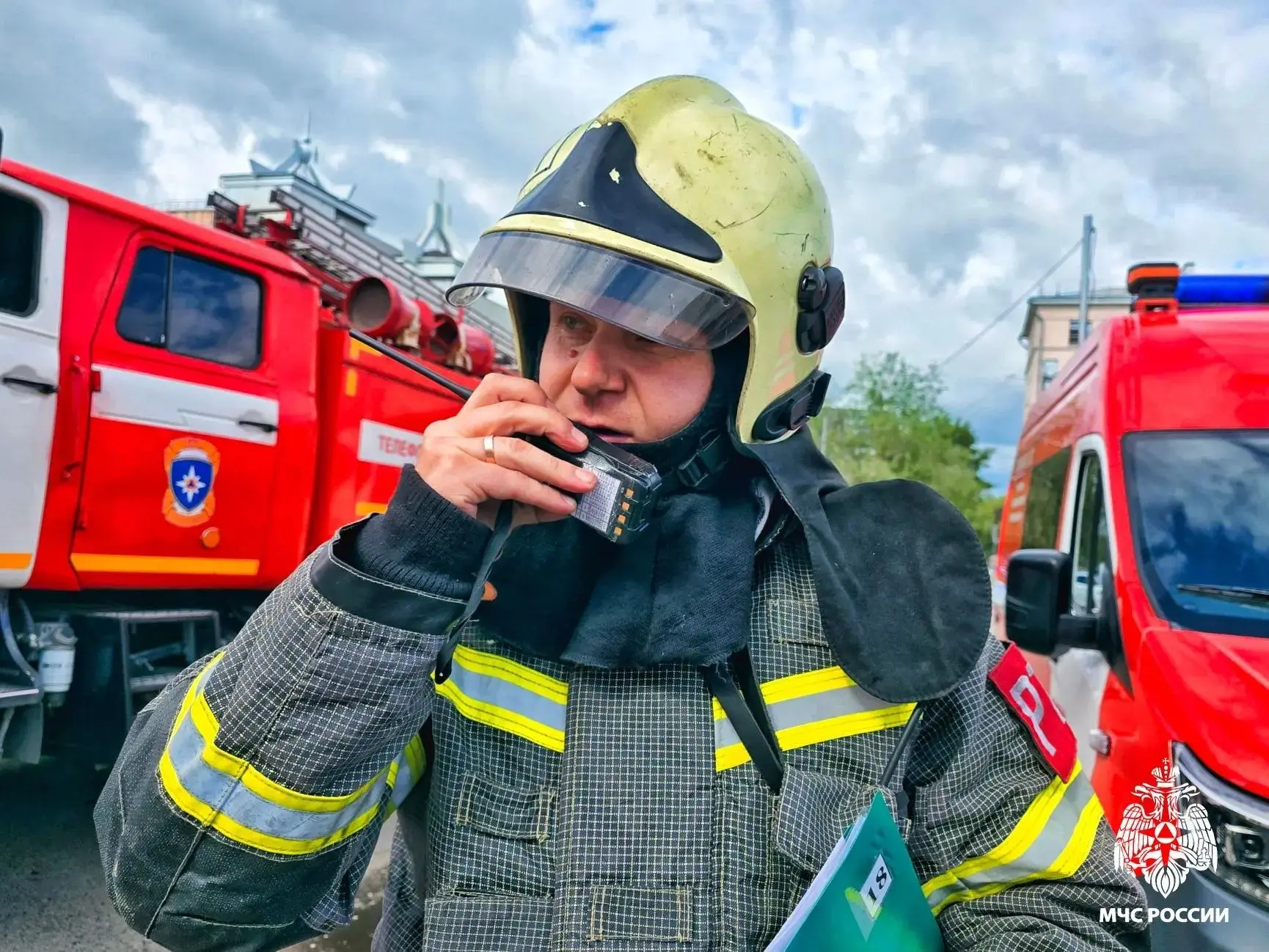 В Бурятии за сутки:
 
🚒  Пожарные подразделения ликвидировали 7 возгораний. Пострадавших нет.

📍Ве