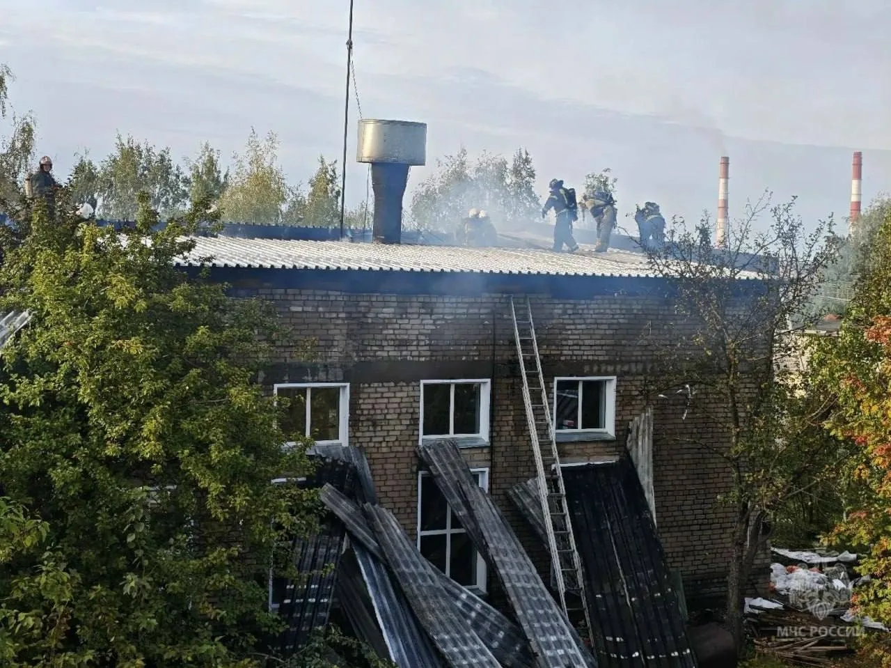 🔥 В Кирове горела насосная станция «Водоканала» на Луганской