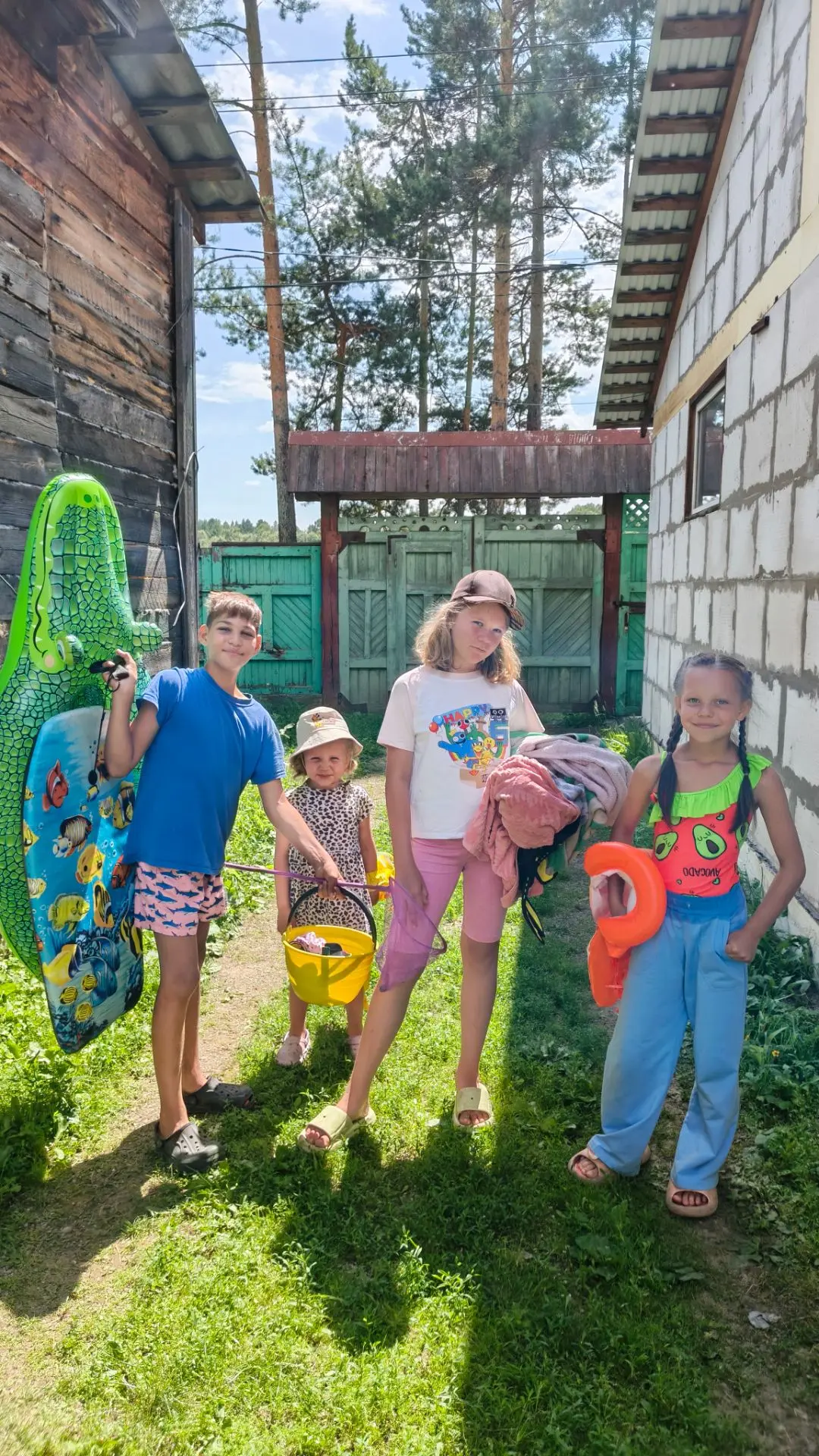 Летние каникулы продолжаются! 🏖️ Племянники решили остаться у нас до конца недели, 🙌 так что ловим