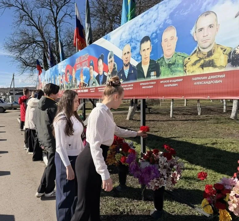 Ежегодно 23 февраля в России отмечается День Защитника Отечества. Этот праздник символизирует честь 