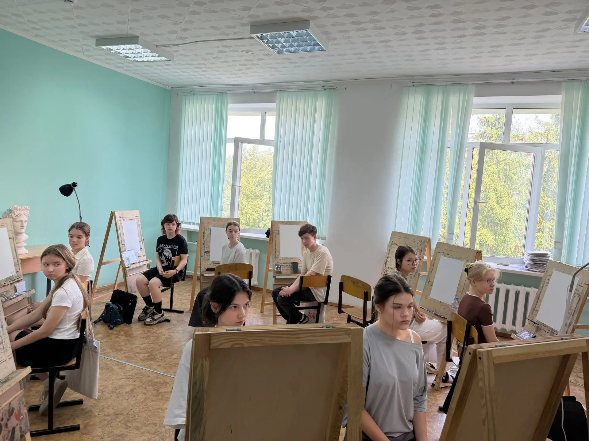 В ЧТСГХ — творческий экзамен! 
Сегодня, 21 июля, в Чебоксарском техникуме строительства и городского