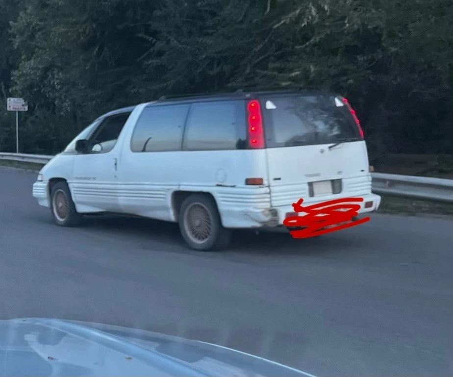 Здравствуйте, ищу владельца авто на фото