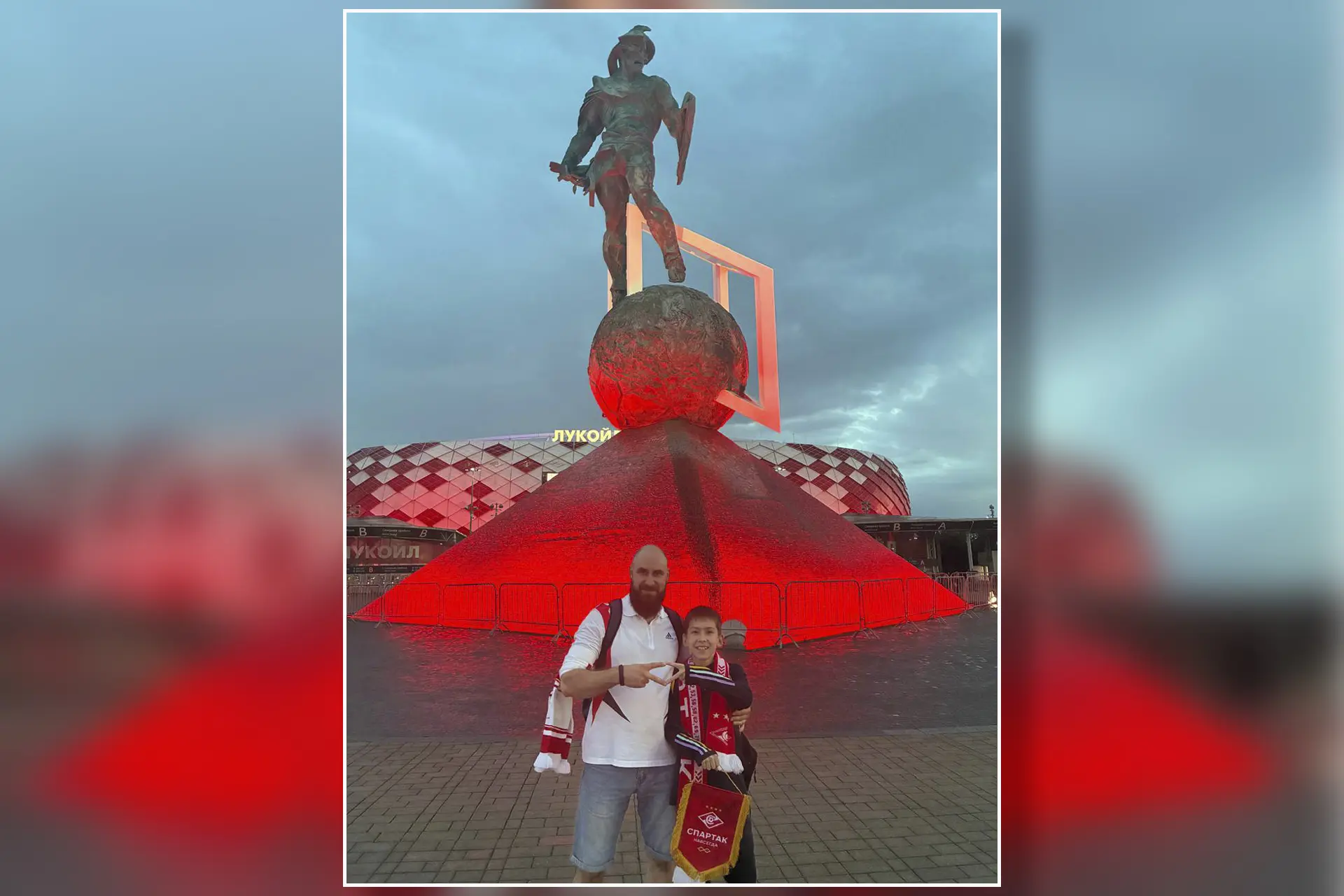 Школьник из Курска выиграл участие в параде команд на Суперфинале Кубка России  Российский футбольны