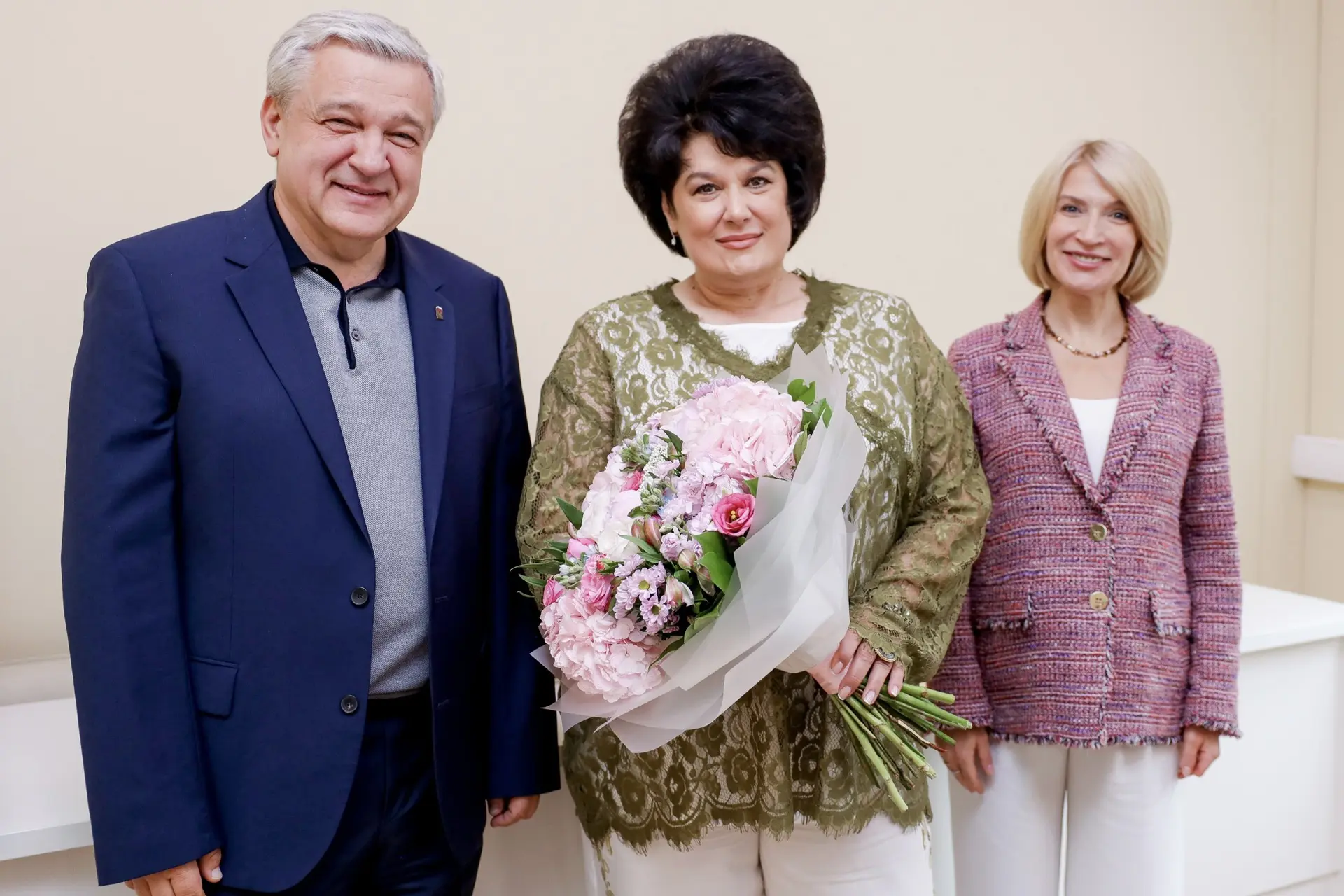 ❤️ Спасибо медикам! 

Мы не устанем говорить слова благодарности нашим сотрудникам сферы здравоохран