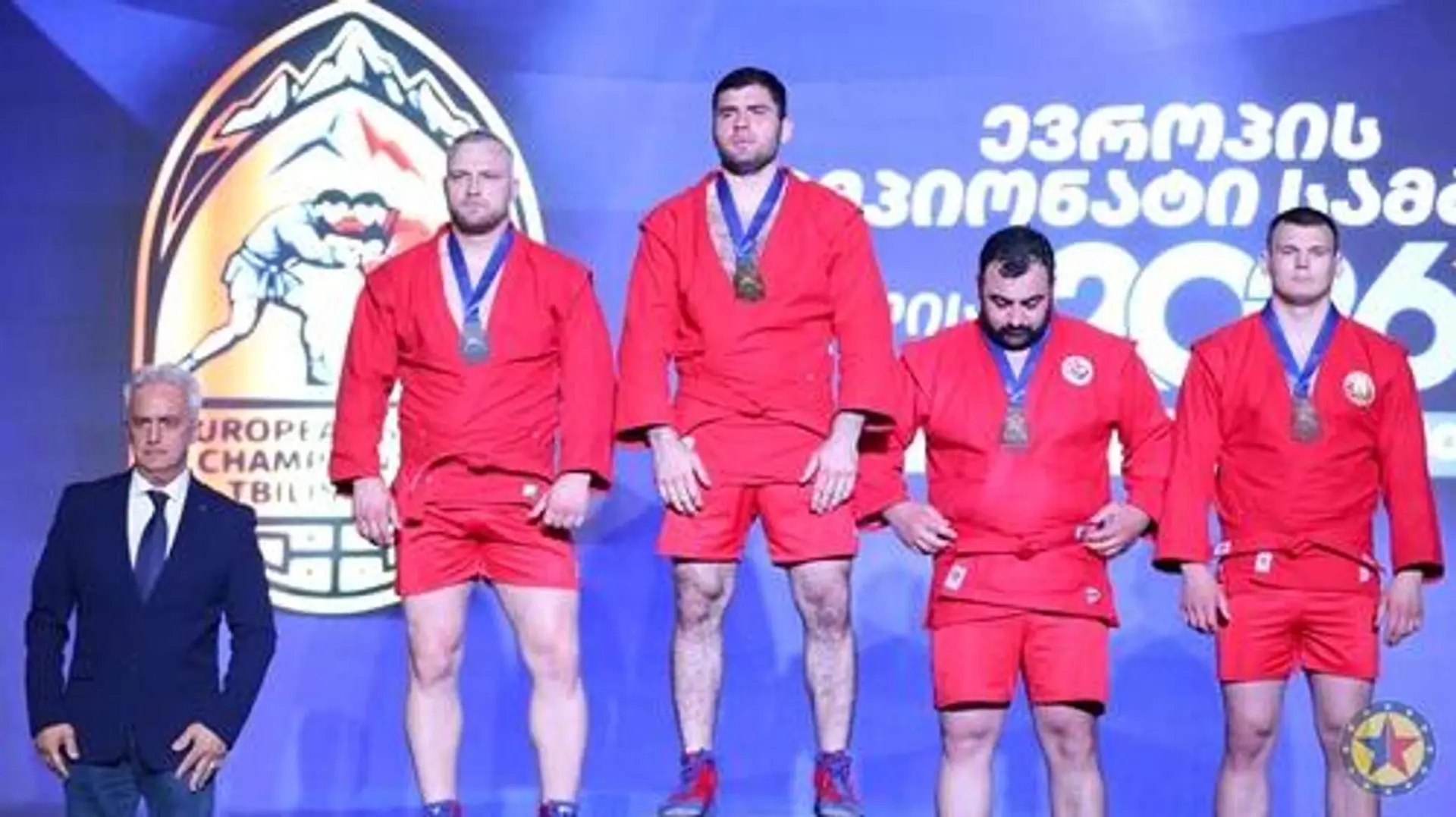 Легенда самбо снова в победителях  В Тбилиси завершился чемпионат Европы по самбо. И главная звезда 