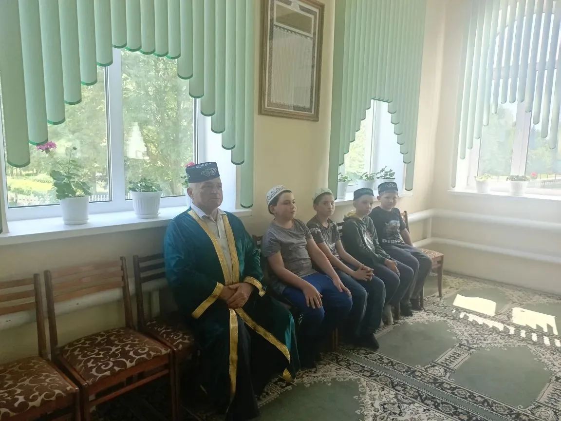 Экскурсия в Пижмаринскую мечеть.
