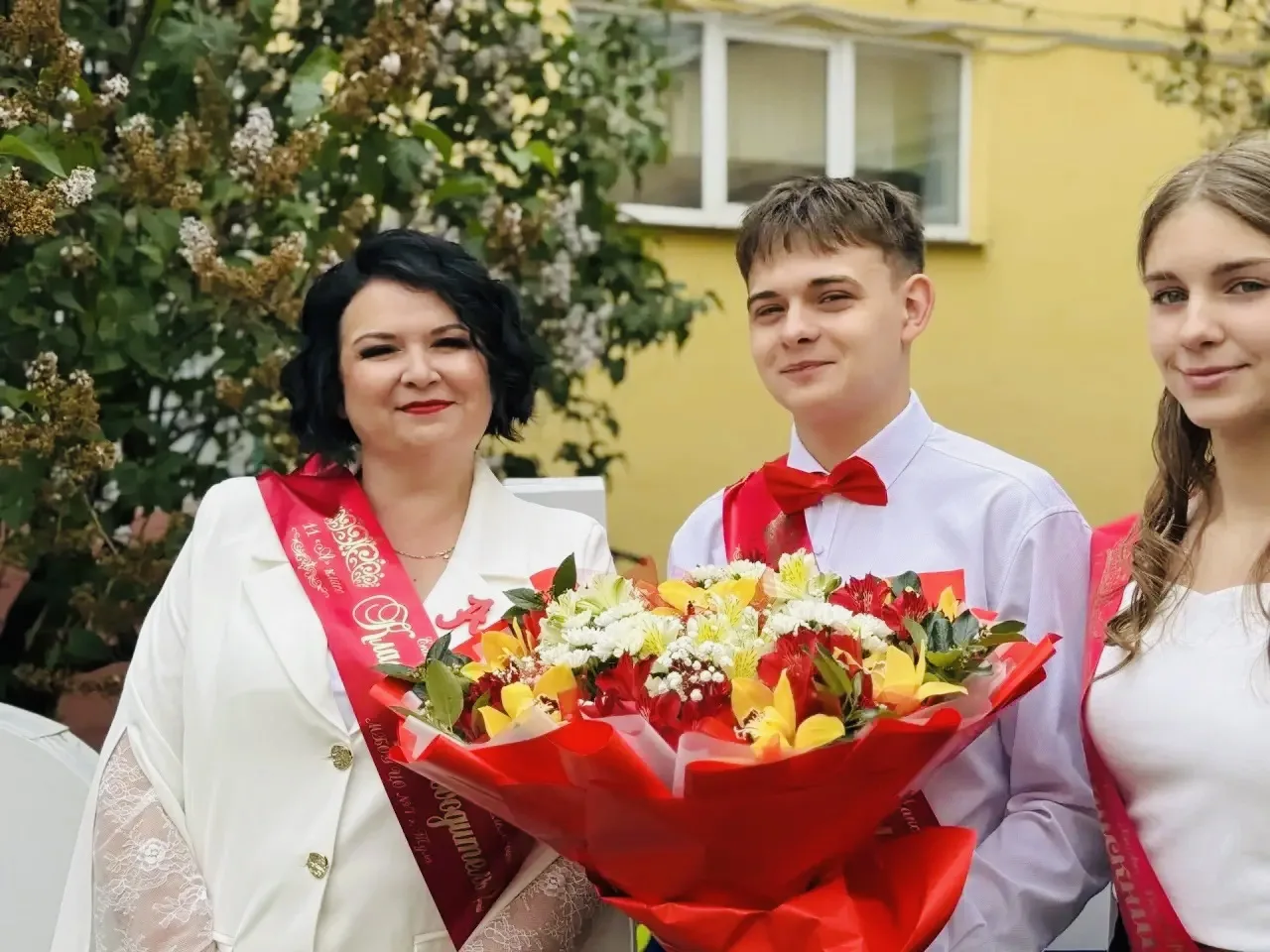 💫📢 ВНИМАНИЕ. ГОВОРИТ ШКОЛА. В ЭФИРЕ ЛЮБОВЬ, ВАЛЬС И ПОСЛЕДНИЙ ЗВОНОК   Сегодня в нашей школе прогрем