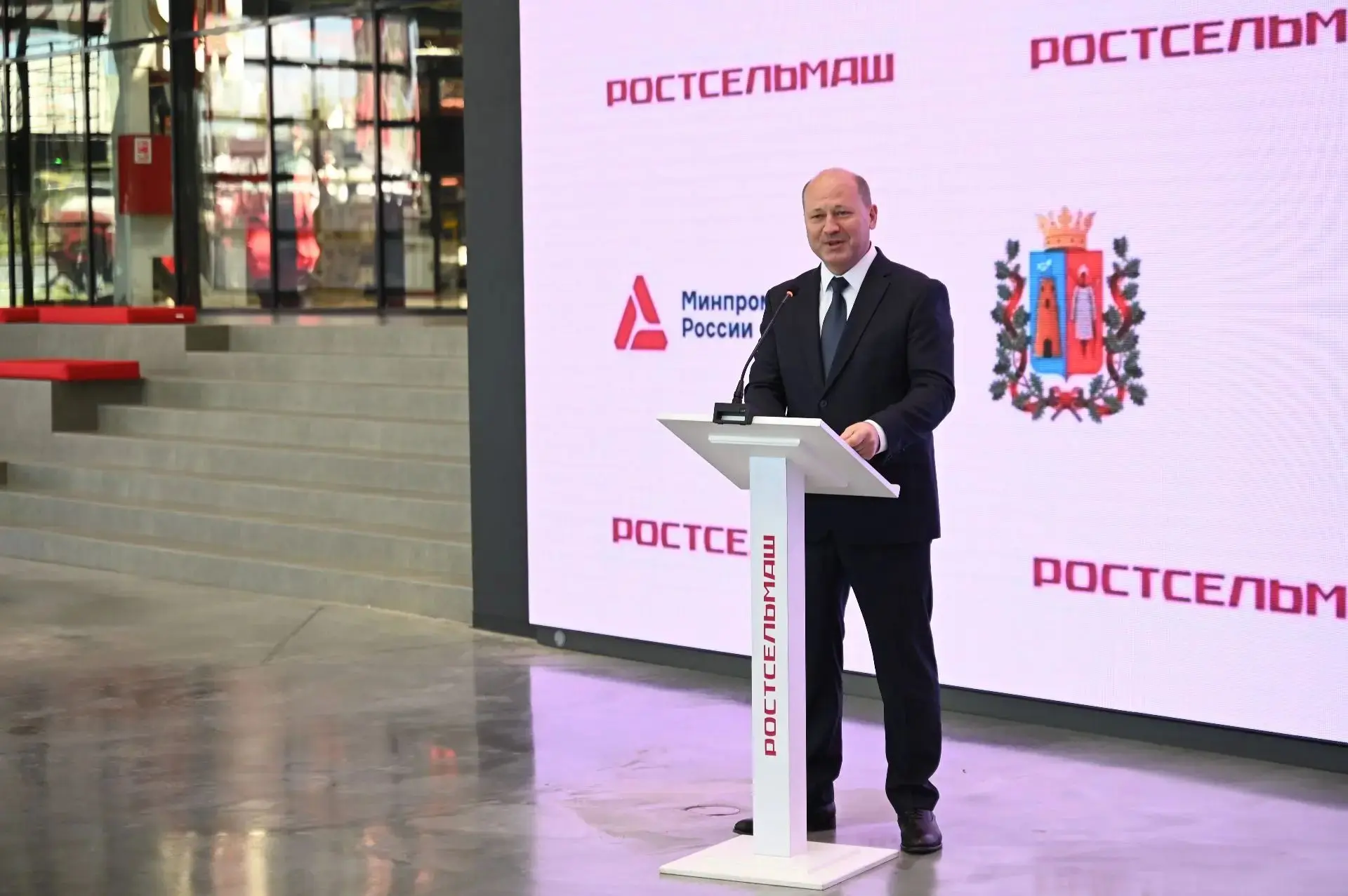 Сегодня поздравил работников одного из старейших предприятий города, флагмана отечестве...